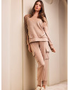 Long sleeve round neck pyjamas. LEISURE