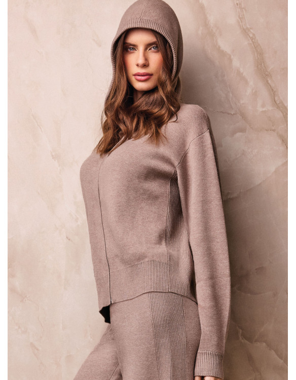 Maglia con cappuccio full zip. Serie LIVING