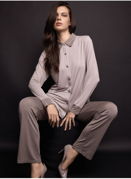 Pigiama aperto donna JOLIE Lormar con stampa pois pointillé, maglia a maniche lunghe con collo a camicia e pantalone coordinato