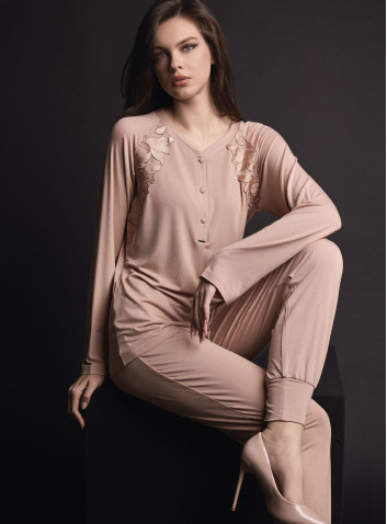 Pigiama serafino donna COUTURE Lormar in viscosa pesante con ricamo setificato e pantalone lungo con polsi