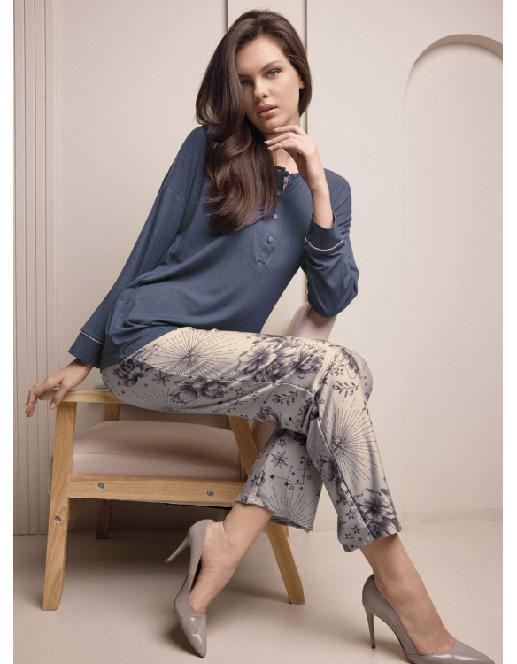 Lormar PARFUM women’s grandad pyjamas with a plain long-sleeved top and floral graphic-print long trousers