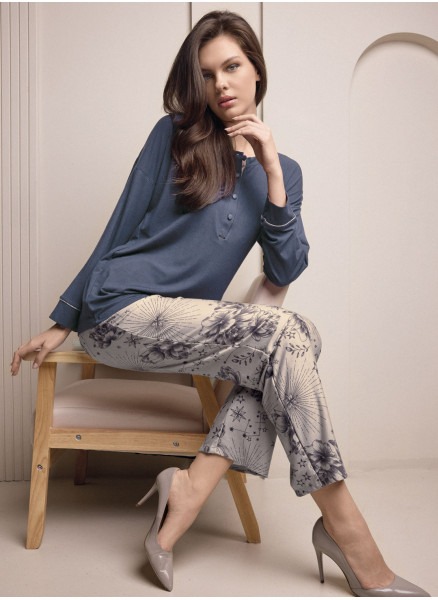 Lormar PARFUM women’s grandad pyjamas with a plain long-sleeved top and floral graphic-print long trousers