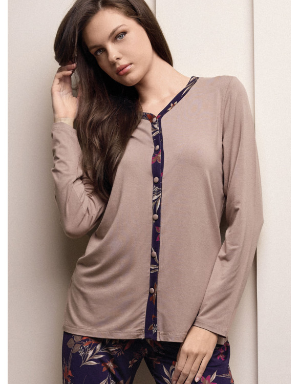 Button-up pyjamas — DESIRE