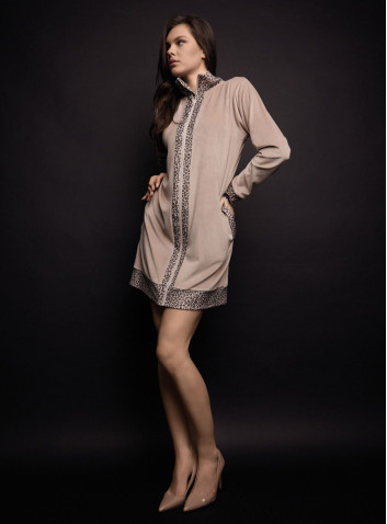 Lormar FANCY women’s full zip night gown in soft velour with animal-print details