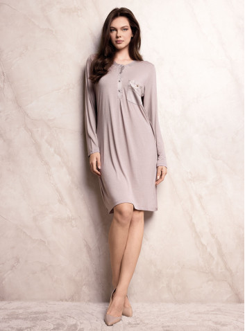 Camicia da notte donna SATÈN Lormar in viscosa pesante con apertura serafino, taschino in pizzo frastaglio e dettagli in raso 2