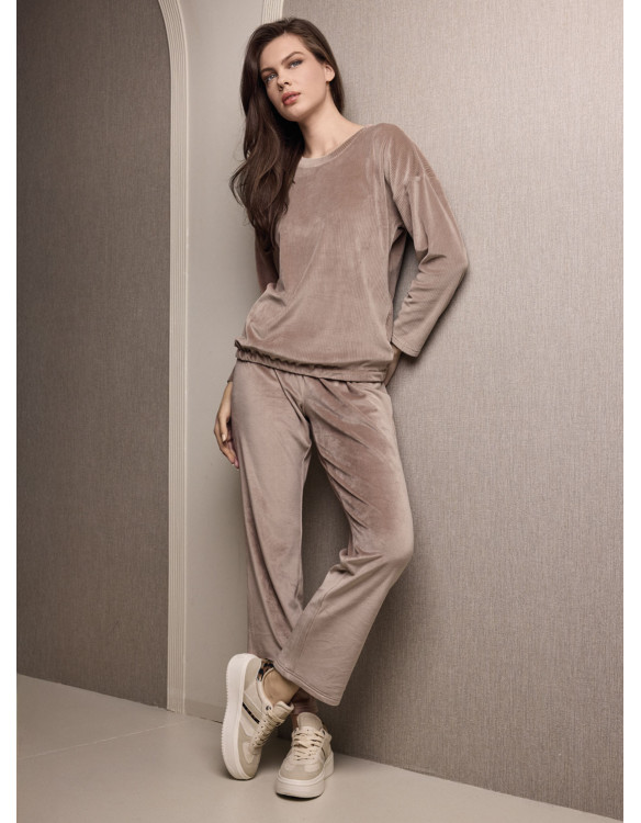 Tuta girocollo donna TIME Lormar in soft velour a costina con maglia a maniche lunghe e pantalone lungo coordinato
