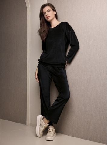 Lormar TIME women’s ribbed soft velour round neck suit with long sleeve top and matching long pants 2