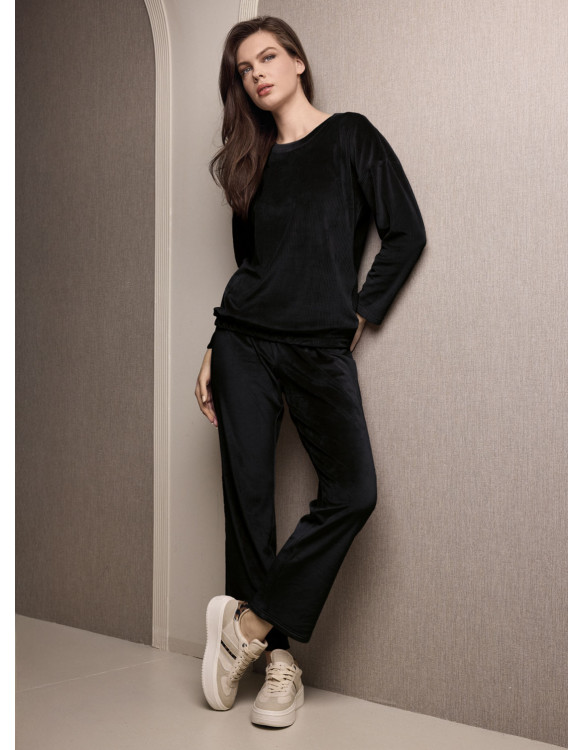 Tuta girocollo donna TIME Lormar in soft velour a costina con maglia a maniche lunghe e pantalone lungo coordinato