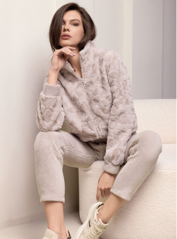 Tuta full zip donna COCOON Lormar con bomber in pelliccia doppia frontura e pantalone lungo in coral supersoft