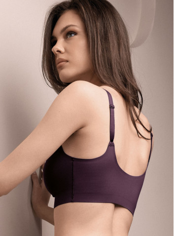 TOUCH wireless convertible bra in bonded satin microfiber with removable supersoft cups and wide straps 2