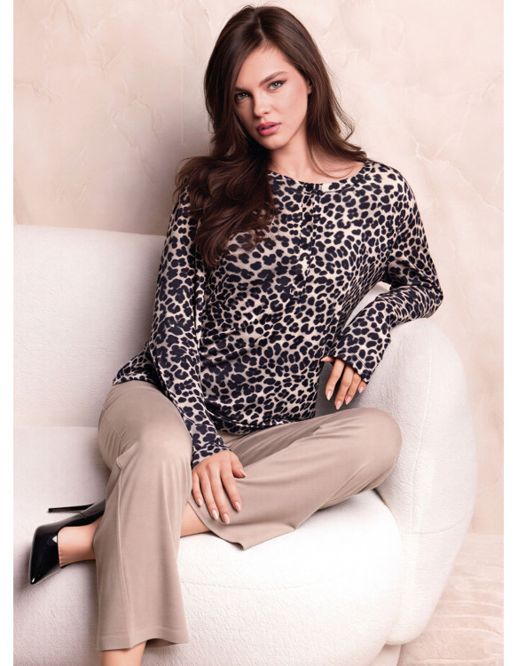 Lormar SEDUCTION women’s grandad pyjamas in heavyweight viscose with a long-sleeved animal-print top and plain long trousers
