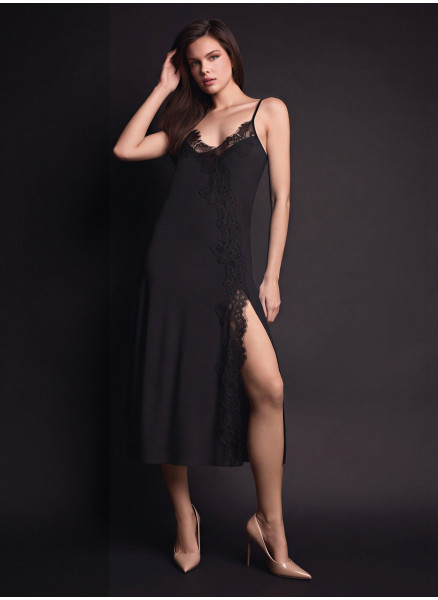Lormar PLAISIR women’s long nightdress in heavyweight viscose, enhanced by refined contrast lace