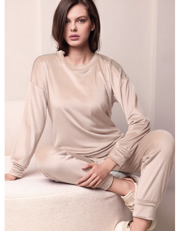 Lormar SHINY women’s soft velour round neck jacket and long pants with cuffs with ton sur ton shoulder details